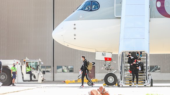International tennis players arrive in Melbourne ahead of the Australian Open
