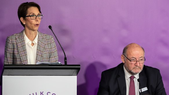 Jayne Hrdlicka and a2 chairman David Hearn at the dairy group’s November 2019 annual general meeting.