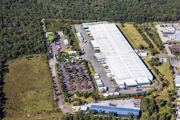 Woolworths has extended its lease at Centuria Industrial REIT’s 2 Woolworths Way, Warnervale, NSW.