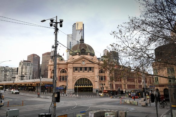 Peak hour at Flinders Street station on the first day of lockdown. 