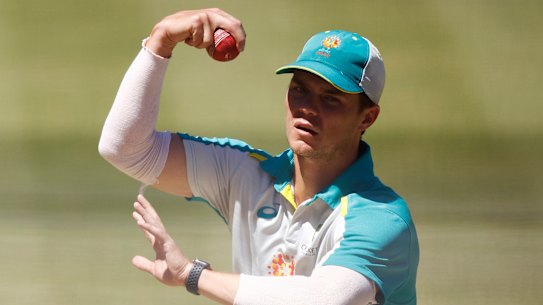 Mitch Swepson bowls on Thursday at the MCG. 