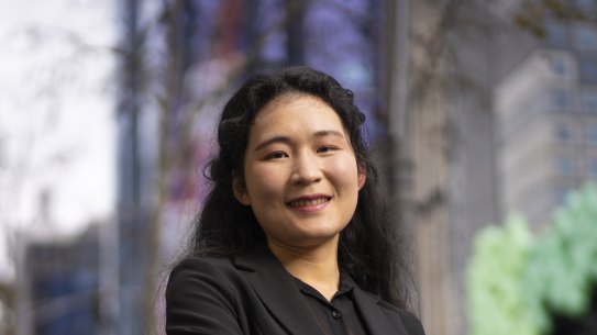 RMIT finance academic Angel Zhong says many Australians struggle with financial literacy.