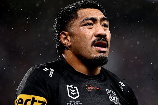 Moses Leota, Panthers'dan ayrılabilir