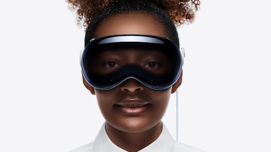 Apple Vision Pro.