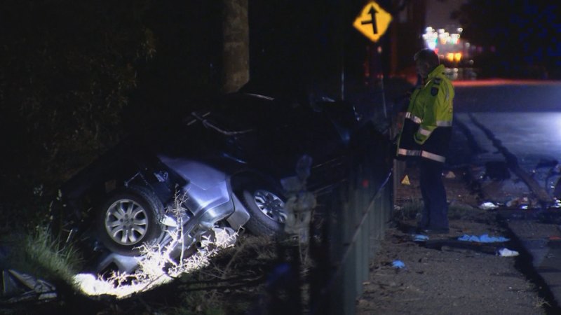 Teenage boy dead, seven injured in horror Truganina crash