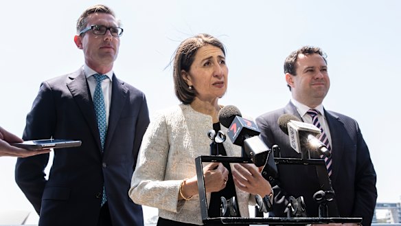 Treasurer Dominic Perrottet, Premier Gladys Berejiklian and Tourism Minister Stuart Ayres announce the softening of lockout laws in Sydney.