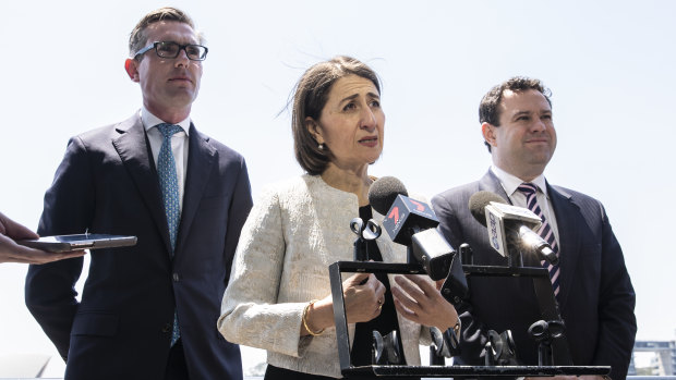Treasurer Dominic Perrottet, Premier Gladys Berejiklian and Tourism Minister Stuart Ayres announce the softening of lockout laws in Sydney.