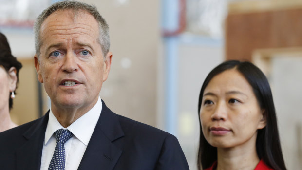 Opposition Leader Bill Shorten and Labor candidate for Chisholm Jennifer Yang.