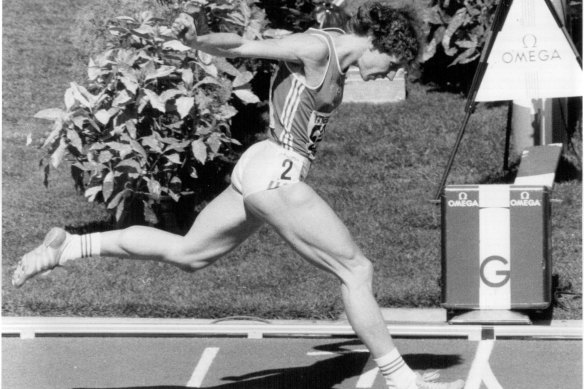 Marita Koch setting a world record in Canberra in 1985.