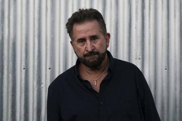 In the documentary The Black Hand, actor Anthony LaPaglia narrates the experiences of post-World War I Italian immigrants escaping poverty and the prospect of fascism in their homeland.