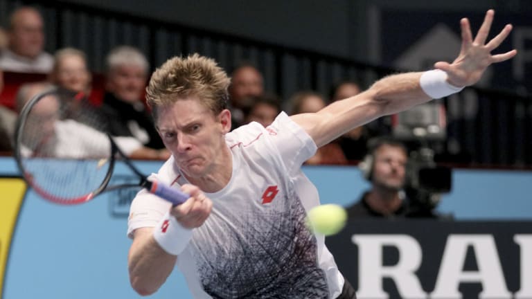 Kevin Anderson on the way to victory against Kei Nishikori.