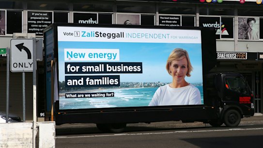 A truck advertising independent candidate Zali Steggall during the 2019 Warringah campaign.