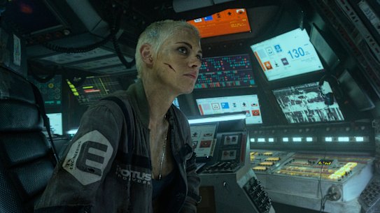 Kristen Stewart in Underwater.