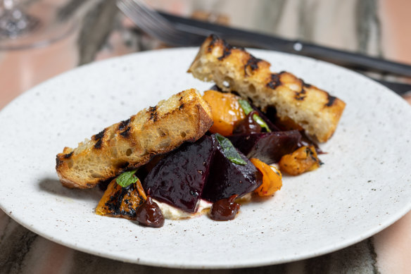 “Bruschetta” is an arrangement of salt-baked beetroot, grilled mandarin and lemon mascarpone with toast fingers. 