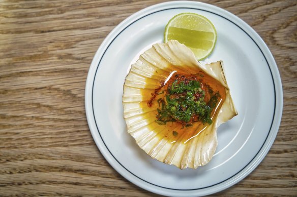 Scallop with spiced butter.