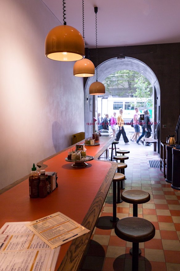 The perfect spot for a late-night burger.