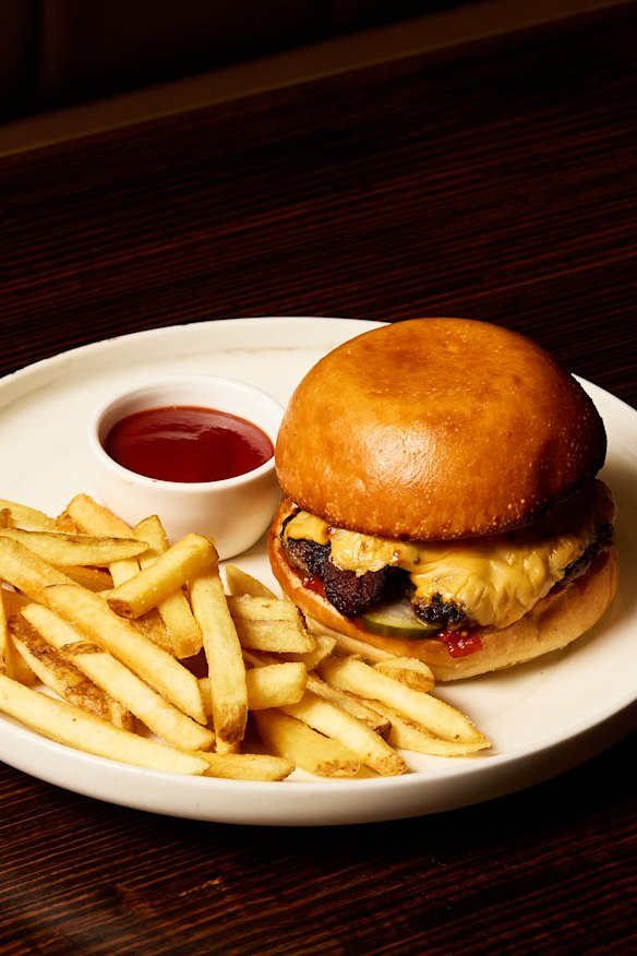 Cheeseburger on a milk bun.