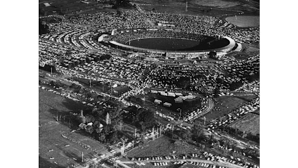 Aerial view of the traffic streaming from the car parks at VFL Park.