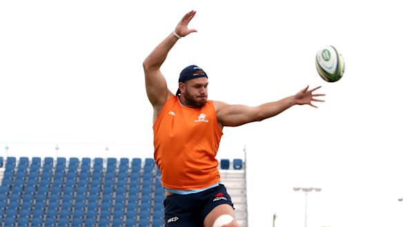 Jack Whetton receives a lineout during Waratahs training in Narrabri ahead of their trial match against the Queensland Reds. 