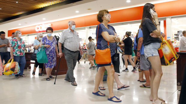 Shoppers packed local shopping centres in Brisbane after the Queensland Premier Annastacia Palaszczuk announced a three day lockdown.