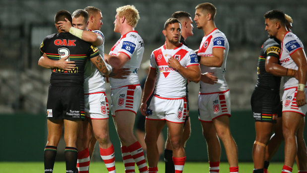 NRL players are set to accept a 75 per cent pay-cut proposal.