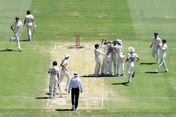 Finally, the moment: Celebrating Nathan Lyon’s 400th Testwicket.