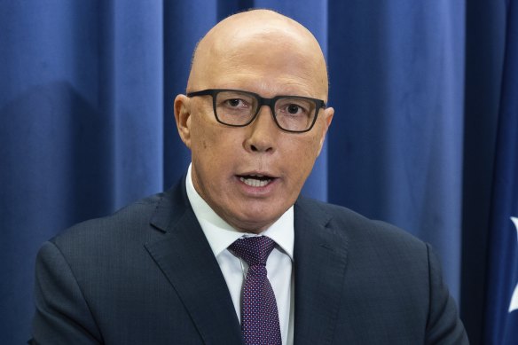 A resounding ‘no’: Dutton accuses PM of dividing nation as Liberal Party opposes Voice