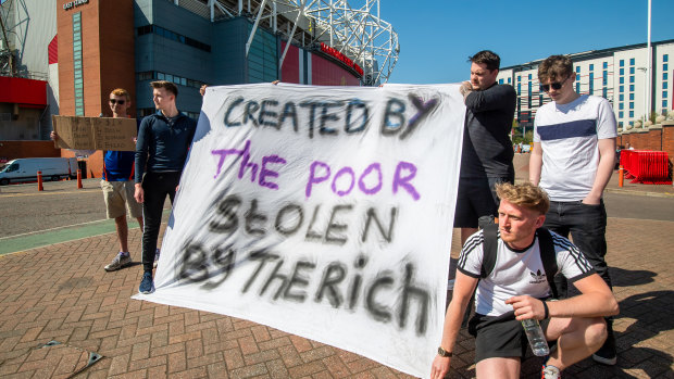 Manchester United fans add their voices to the protest.
