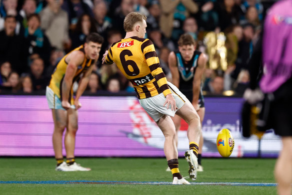 James Sicily misses a shot on goal during the 2024 AFL semi-final match against Port Adelaide.