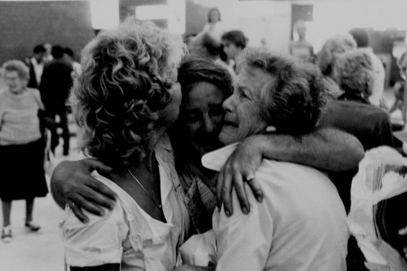 A terrifying experience... survivors of the sunk Mikhail Lermontov at Sydney's Kingsford Smith Airport. February 17, 1986.