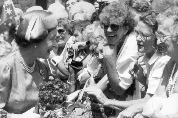 About 20,000 Sydneysiders gave the Queen and the Duke of Edinburgh a rapturous welcome when they arrived in Macquarie St, March 4, 1986.