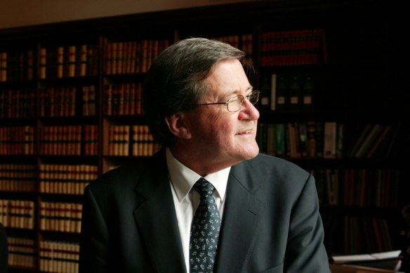 Former WA Chief Justice Martin will review the state's criminal confiscation laws.