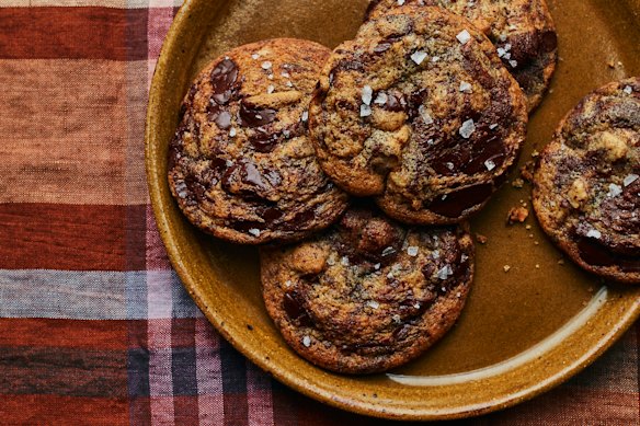 These crisp and chewy chocolate chip cookies are suitable for vegans.