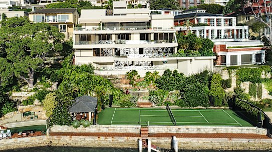 Ownership of the Point Piper residence Edgewater has been handed to liquidators.