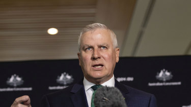 Deputy Prime Minister Michael McCormack says New Zealanders will be allowed to fly to NSW and the NT from October 16 without quarantining.