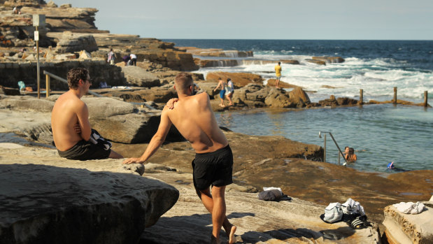 Sydney's warm and dry conditions are expected to continue into the weekend. 