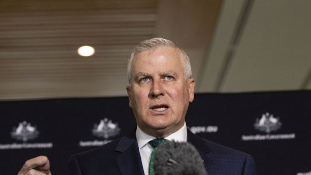 Deputy Prime Minister Michael McCormack says New Zealanders will be allowed to fly to NSW and the NT from October 16 without quarantining.