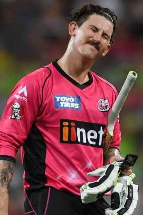 Nic Maddinson playing in the BBL.