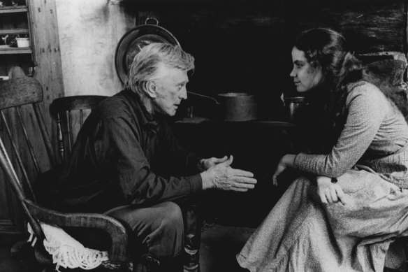 Kirk Douglas as Harrison, with Sigrid Thornton as his daughter Jessica, in The Man From Snowy River.