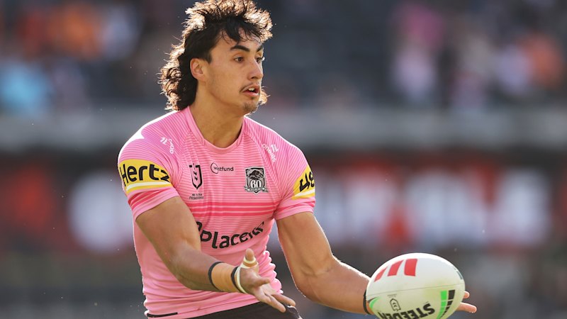 Scans clear Blues star McLean as Maroons recall Walsh for Or
