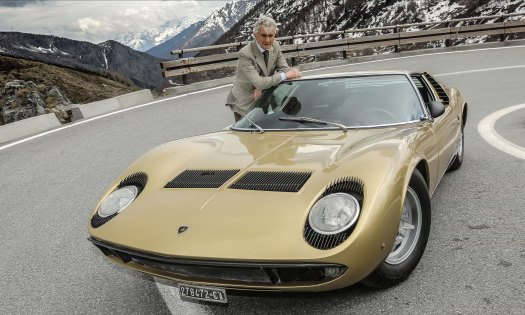 Designer of famed car from the opening scene of The Italian Job dies