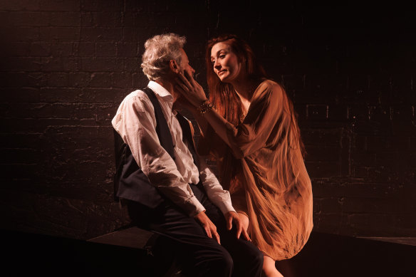 Sean O’Shea (King Marke) and Isolde (Emma Wright).