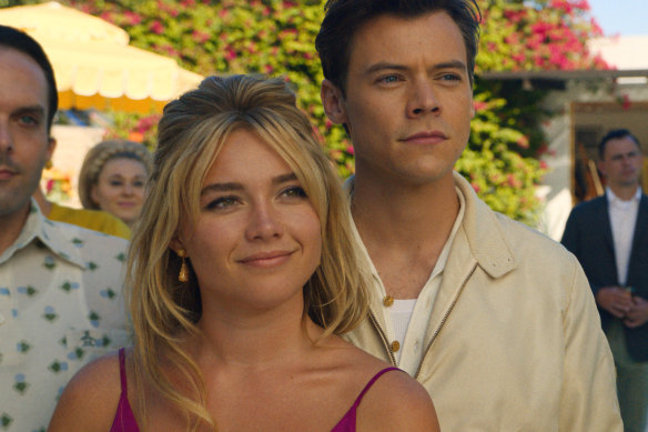 Florence Pugh and Harry Styles living the perfect life in Don’t Worry Darling. 