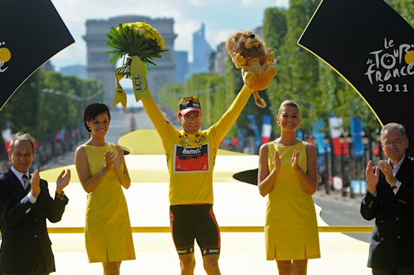 Cadel Evans celebrates his triumph at the Tour de France in 2011. 