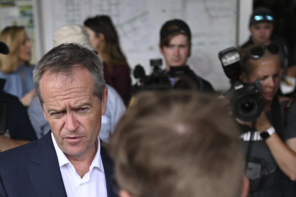 Then-Labor leader Bill Shorten chats with a worker in the Queensland town of Gladstone ahead of the May federal election.