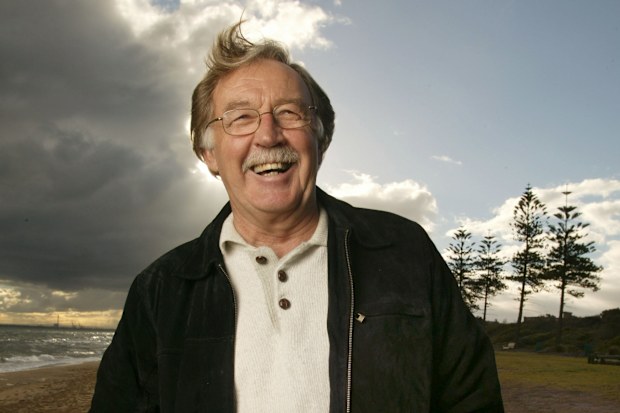 Veteran former 60 Minutes journalist George Negus dies, aged 82
