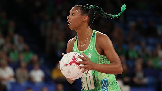PERTH, AUSTRALIA - MAY 08: Stacey Francis-Bayman of the Fever looks to pass the ball during the round eight Super Netball match between West Coast Fever and Collingwood Magpies at RAC Arena, on May 08, 2022, in Perth, Australia. (Photo by Paul Kane/Getty Images)