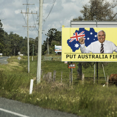 麥凱附近布魯斯高速公路上的澳大利亞聯合黨廣告牌。