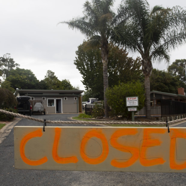 Private caravan parks in Mallacoota have been forced to close because of the coronavirus pandemic.
