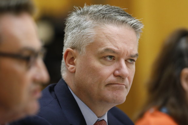 Senator Mathias Cormann ruled out a move away from fossil fuel investing on behalf of the Future Fund in Parliament this week. 